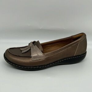 Clarks Ashland Loafer Bronze Metallic Leather Tassel Comfort‎ Shoes 8 NARROW